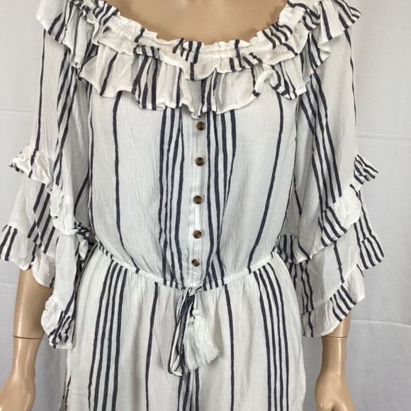 American Eagle‎ Outfitters off shoulders romper size Medium - Picture 5 of 7